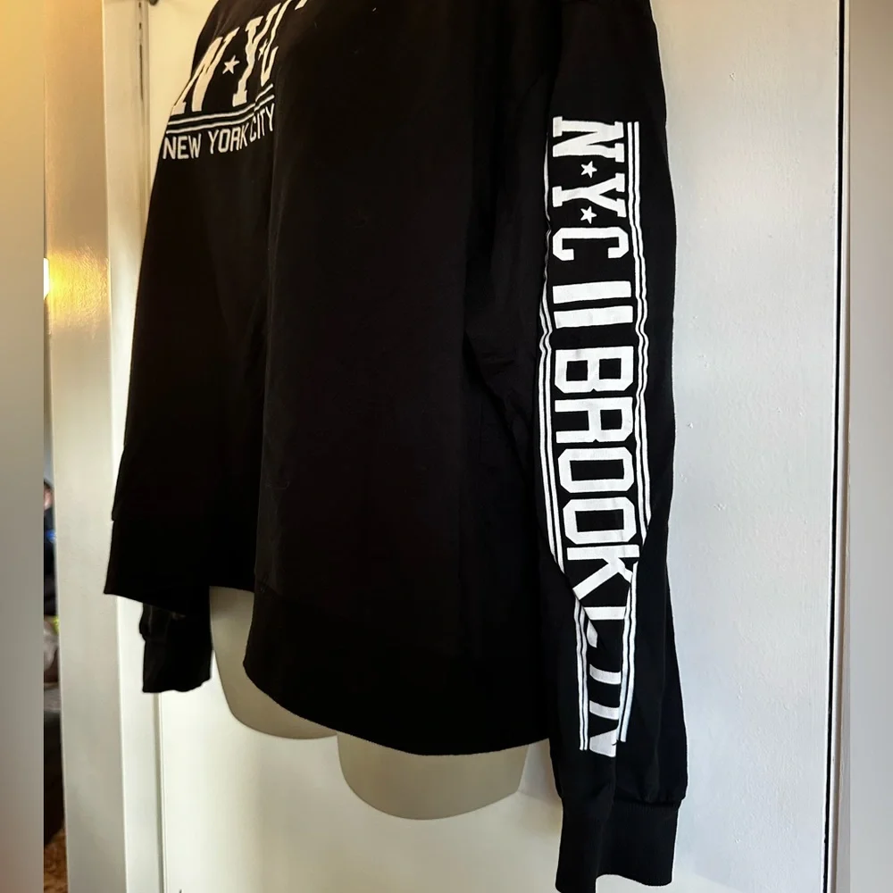 H&M - Picture 3 of 5